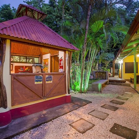 Indra Inn Playa Grande Bagian luar foto