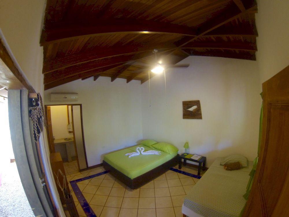 Indra Inn Playa Grande Bagian luar foto