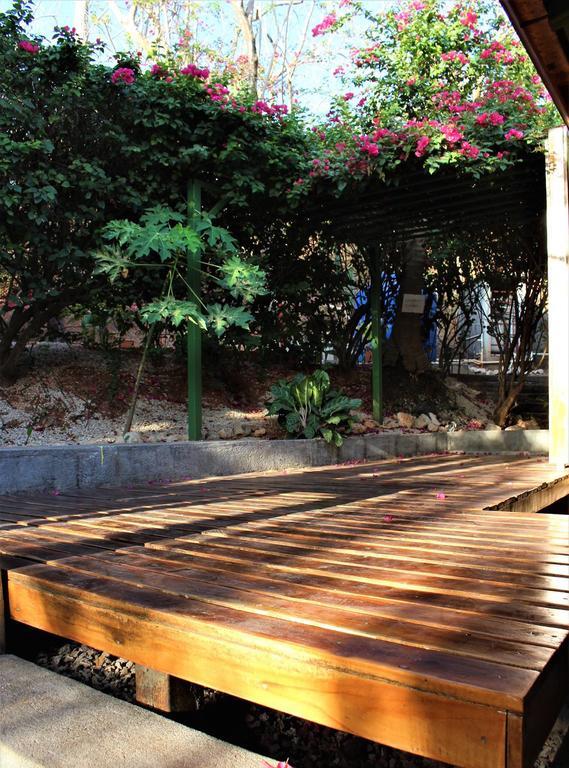 Indra Inn Playa Grande Bagian luar foto