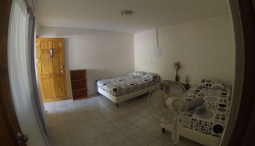 Indra Inn Playa Grande Bagian luar foto