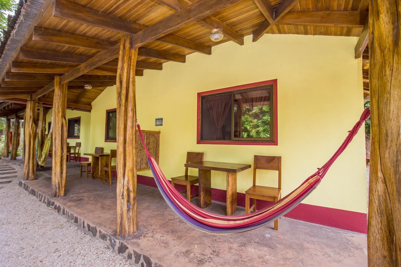 Indra Inn Playa Grande Bagian luar foto
