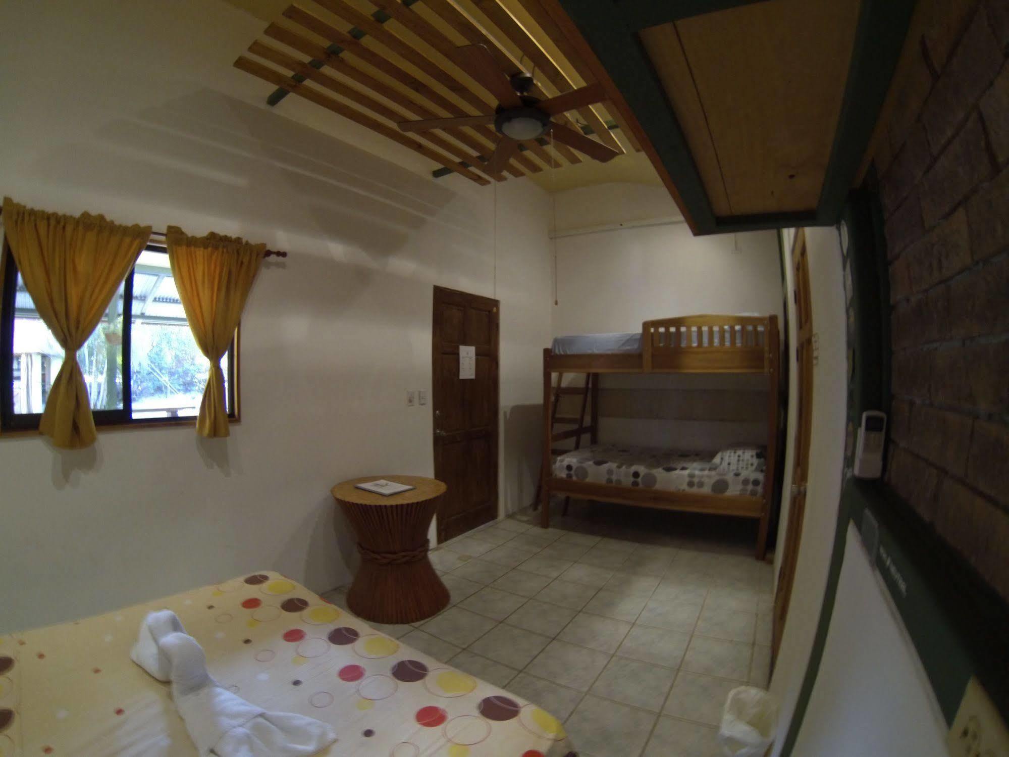 Indra Inn Playa Grande Bagian luar foto