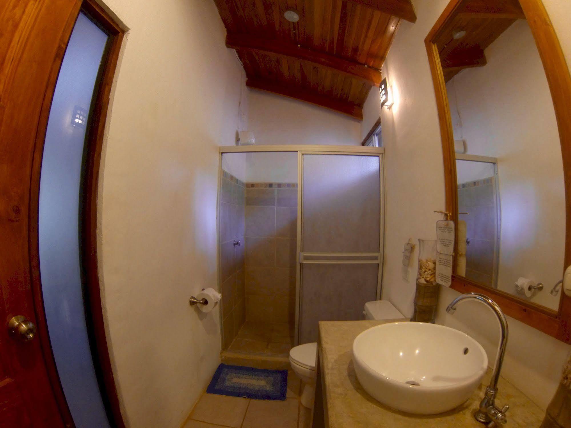 Indra Inn Playa Grande Bagian luar foto