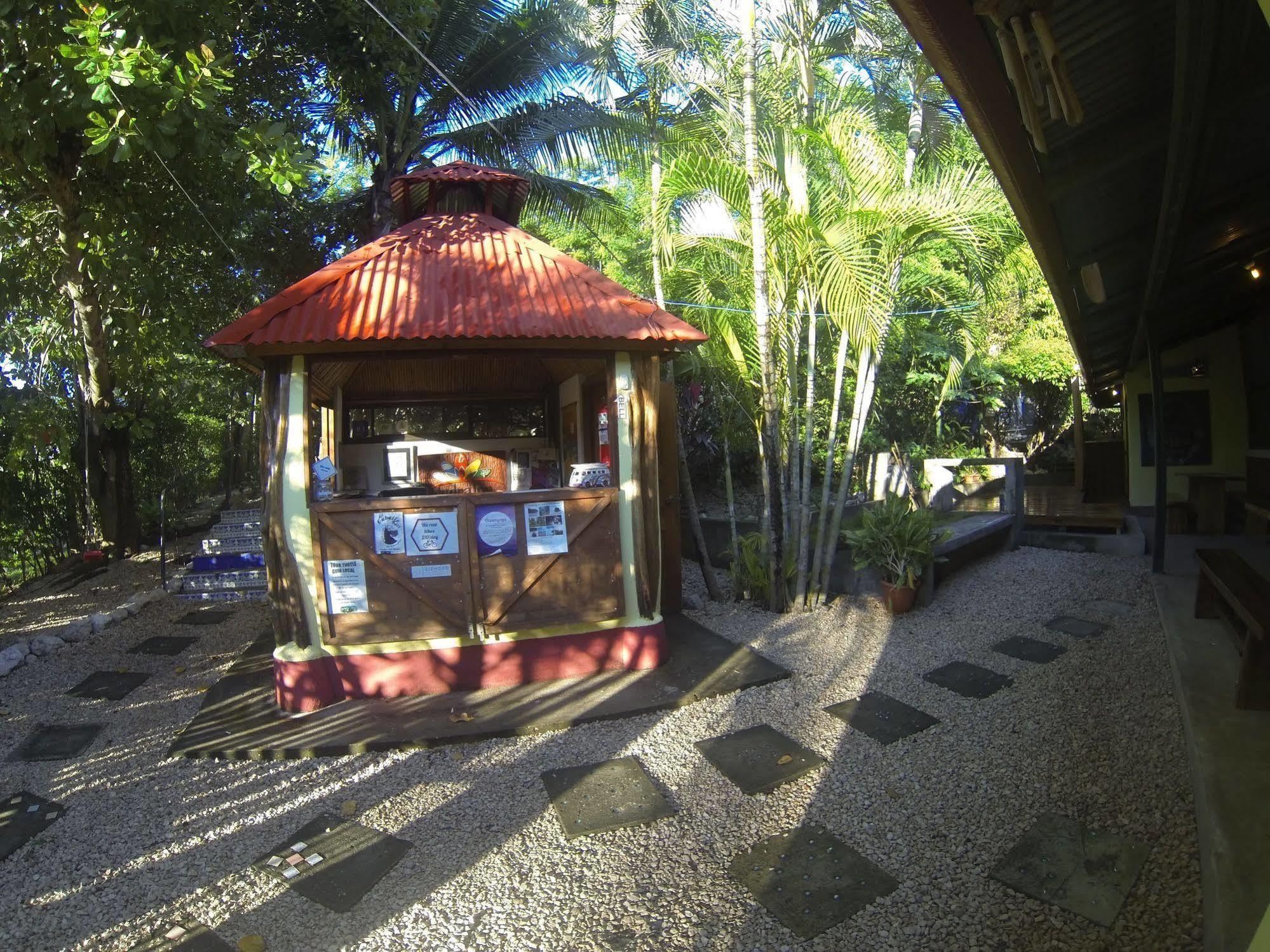 Indra Inn Playa Grande Bagian luar foto