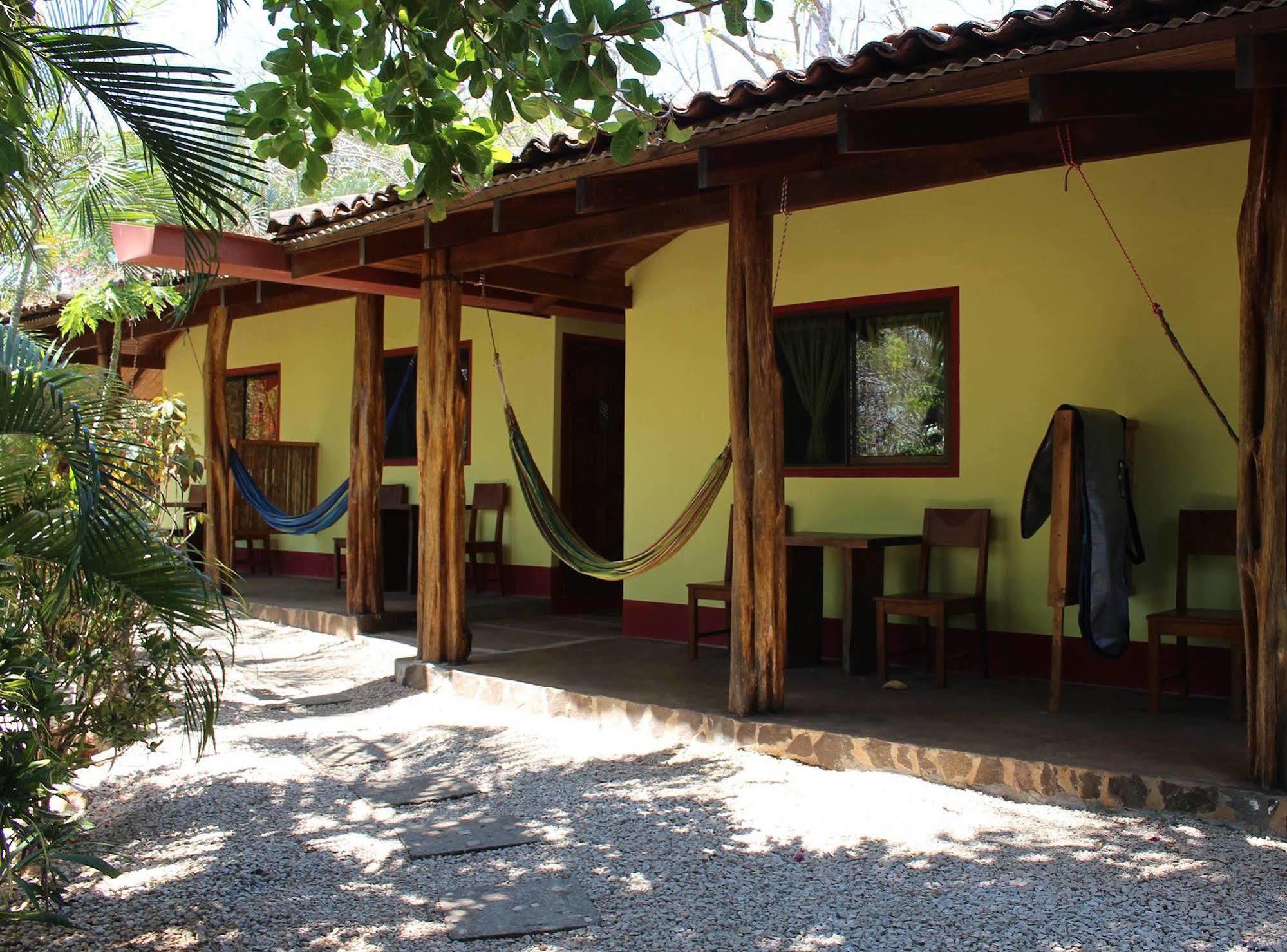 Indra Inn Playa Grande Bagian luar foto